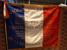 Drapeau de l'association des communes Médaillées de la Résistance