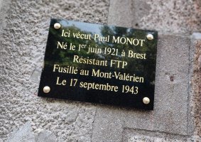Plaque commémorative du 27 rue Conseil (ex n°23)