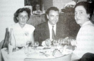 Jeanne Galand (à gauche) en 1955