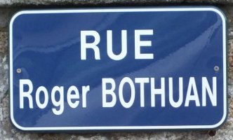 Rue Roger Bothuan à Kerlouan