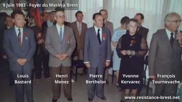 Remise de la Légion d'honneur à Louis Bastard et Pierre Berthelot (...)